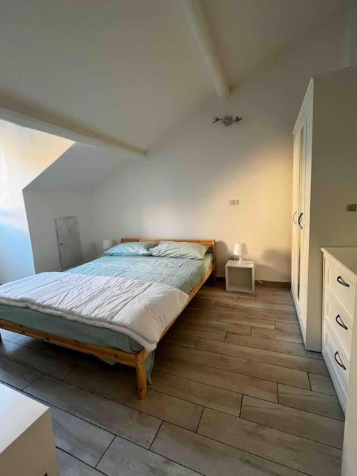 Apartment Wood 20 Milan